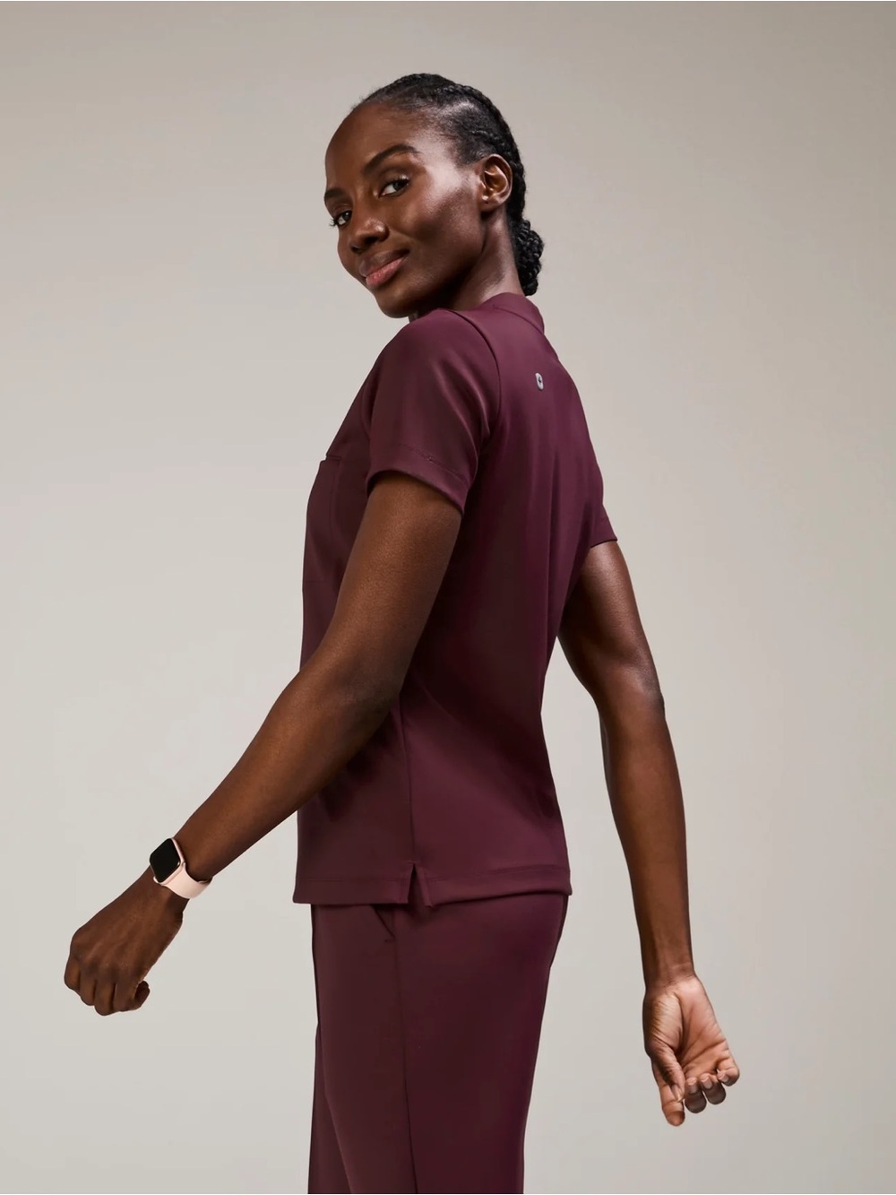 FIGS FORMx Women’s Size Small Sona V-Neck Scrub Top in Burgundy NWOT - Picture 3 of 11